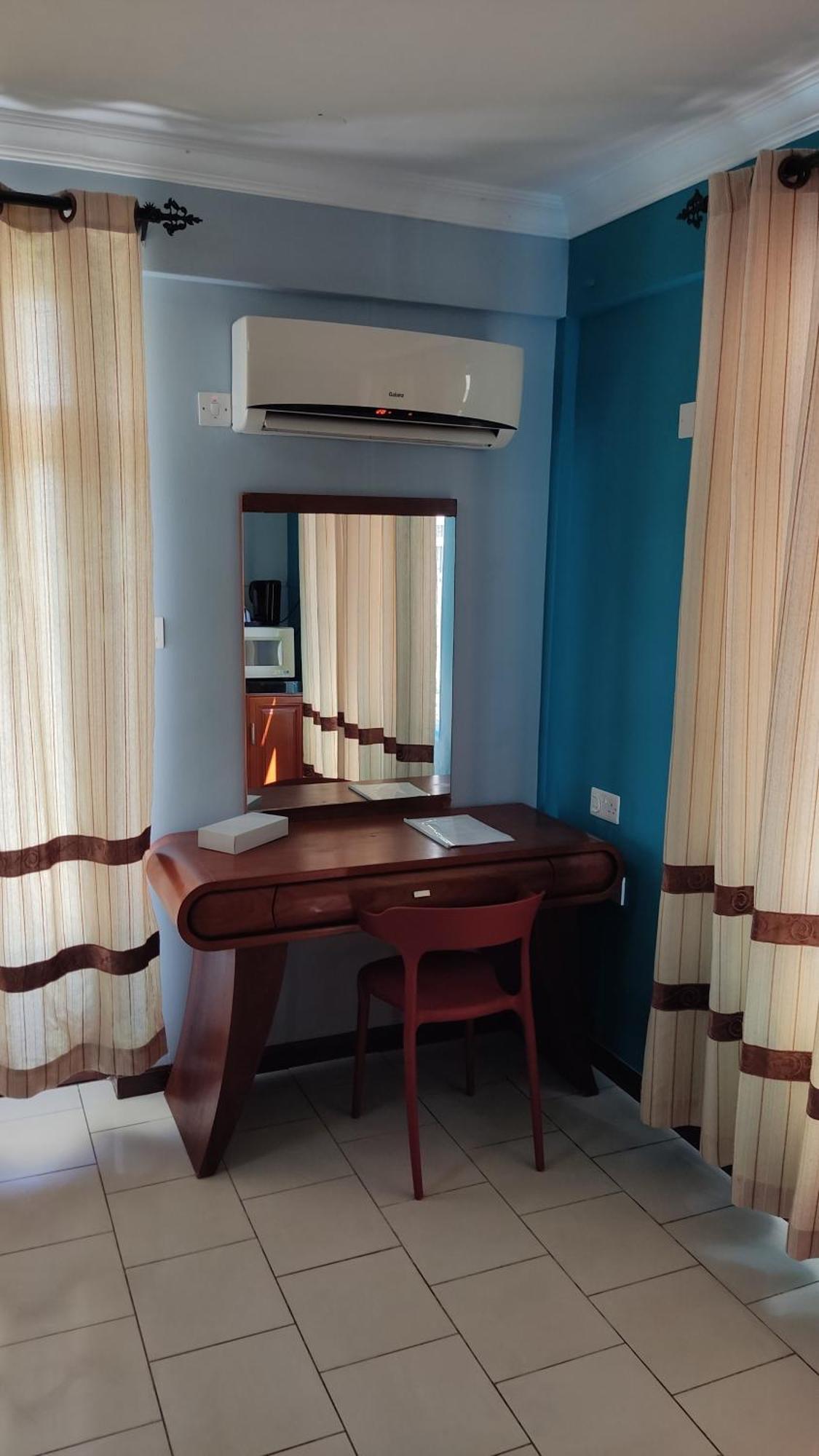 Residence Padma Flic en Flac Bagian luar foto